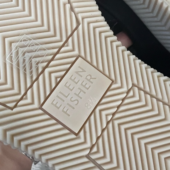 Eileen Fisher Ario Wedge Sandal - Size 8.5 - NIB - black - Picture 7 of 8